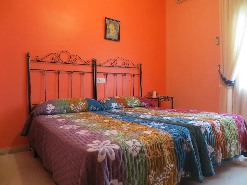 Hostal Restaurante Reina El Tejar Guest house